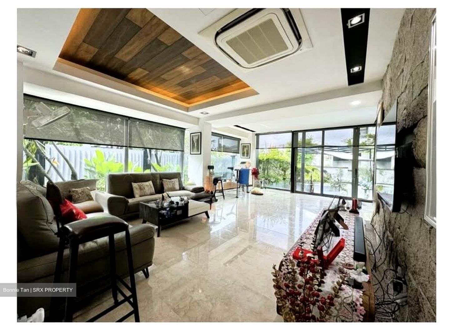 Jalan Senyum (D14), Detached #568664411